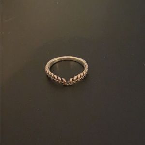 Pandora ring